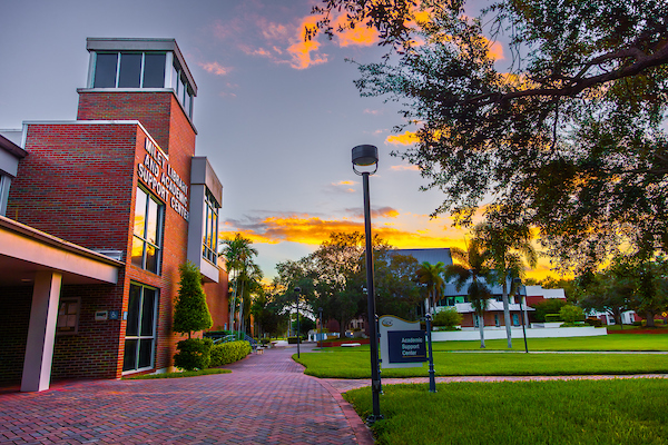 20241022 018A4932 Enhanced NR